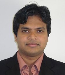 Yoga R maths and physics tutor headshot